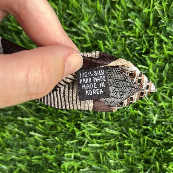 PIERRE BALMAIN Brown & Beige Men’s Luxury Designer Silk Necktie Professional - Picture 5 of 5